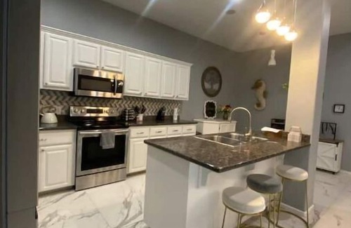 McAllen Condo | Cozy spacious condo ,perfect location , all the love you need
