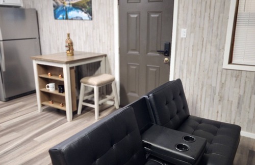 Rossville Apartment | Cozy spot near Lake Winnie, studio in Rossville, WiFi, AC and privacy