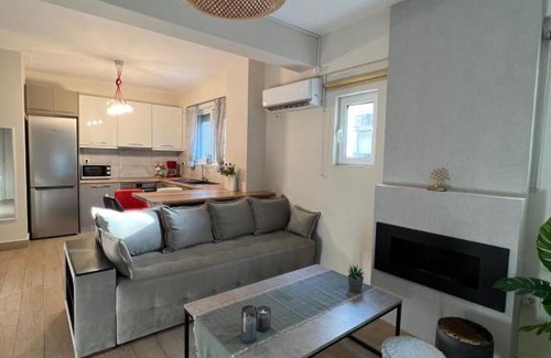 Peiraiki Apartment | Cozy Spot Piraiki
