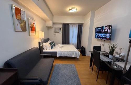 Barangay 670 Apartment | Cozy Stay by Airpace inErmita Manila near St Lukes Medical Center and US Embassy
