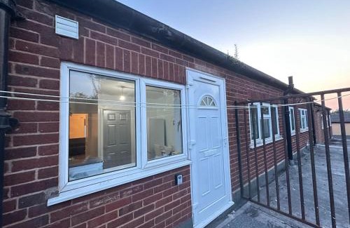 Cradley Apartment | Cozy Stay for 3 in the West Midlands - BPG Holiday Home 4