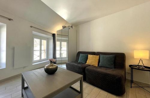 Fontainebleau Apartment | Cozy stay in Fontainebleau - 150 m from the castle