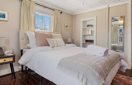 Ashland House | Cozy stay in the heart of Ashland
