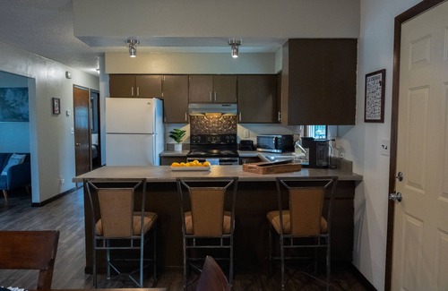 La Crosse Apartment | Cozy Stay- Located minutes from the LaCrosse Regional Airport! nPet Friendly!