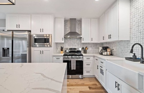 Bay Park House | Cozy Stay Near SeaWorld & Univ of San Diego