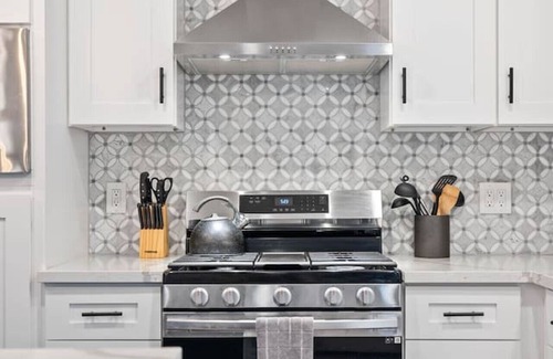 Bay Park House | Cozy Stay Near SeaWorld & Univ of San Diego