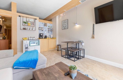 Palm Coast Condo | Cozy Stay with European Charm