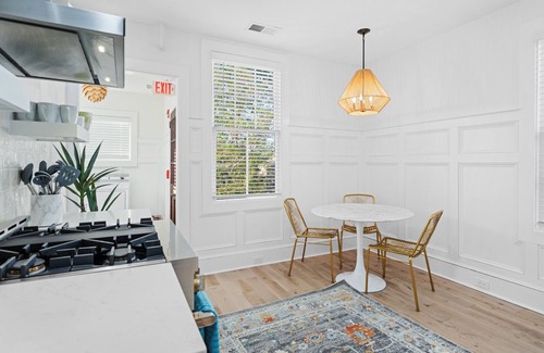 Cannonborough Elliotborough House | Cozy Stays by King Street - Penthouse Suite