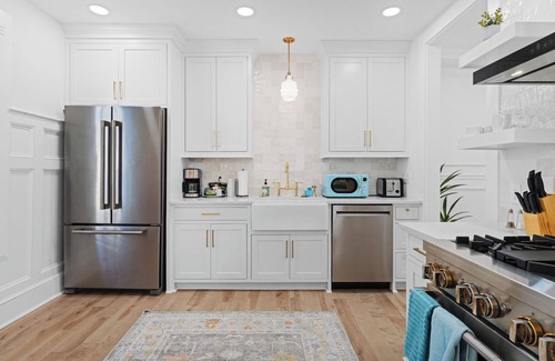 Cannonborough Elliotborough House | Cozy Stays by King Street - Penthouse Suite