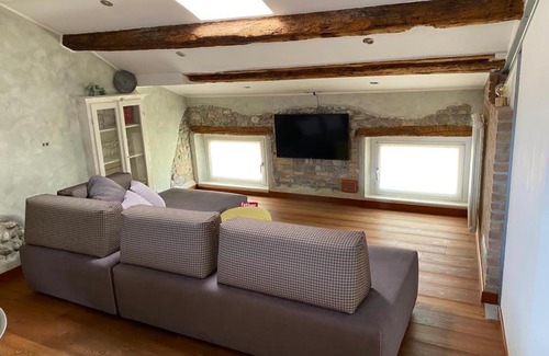 Udine Apartment | Cozy stone house