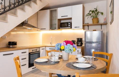 Cavtat Old Town House | Cozy stone house with lovely view in Cavtat centre