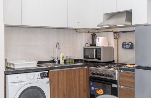 International City Apartment | Cozy Studio Apartment with Pool View in International City