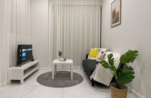 Eastwood Apartment | Cozy studio at Eastwood