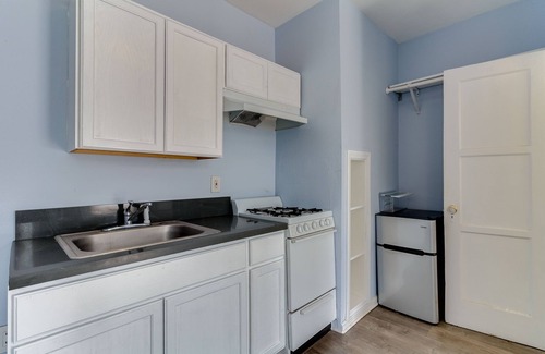 Studio City Apartment | Cozy Studio City Studio Single