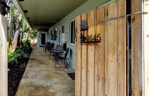 Middle River Terrace Apartment | Cozy studio close to Wilton Manors