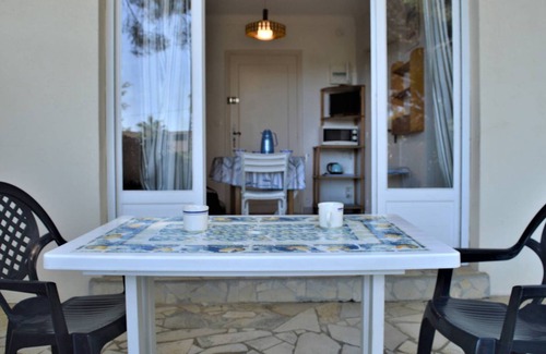 Cavaliere Apartment | Cozy Studio for 2 with Garden, Near Beach, Parking, and Free Summer Shuttle in Cavalaire