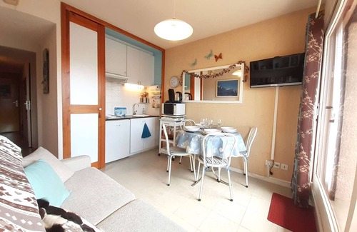 Pla d'Adet Apartment | Cozy studio for 4 in Saint-Lary-Soulan with equipped kitchenette