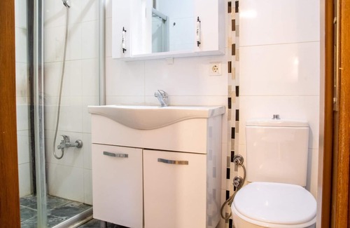 Old Town Apartment | Cozy Studio Flat 5 min to Kordon Alsancak in Izmir