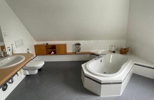 Freyburg Apartment | Cozy Studio For Two