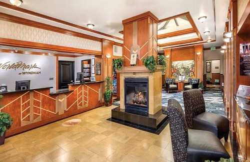 Cortez Hill House | Cozy studio hotel room in downtown San Diego. Sleeps up to 3