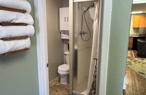 Belle Plaine Apartment | Cozy studio in beautiful Belle Plaine, IA