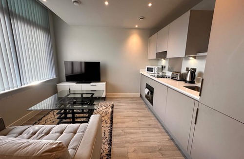 Bracknell Apartment | Cozy Studio in Bracknell with free Parking