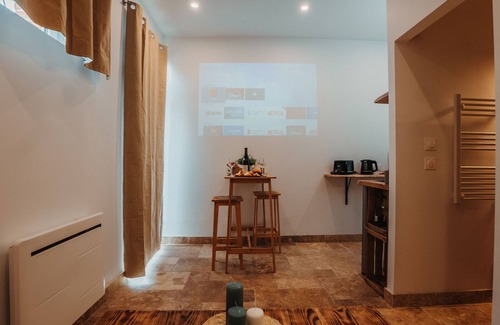 Montbarrois Cottage | Cozy studio in nature with pets allowed and private parking