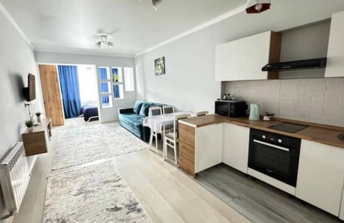 Almaty Apartment | Cozy studio in the best area! Tu10