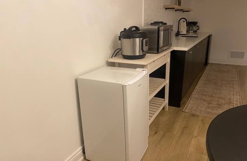 Oakville Apartment | Cozy studio in wonderful Oakville