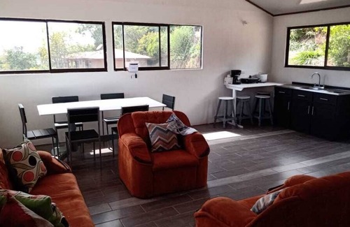 Cirri Sur Apartment | Cozy studio, Mountain View