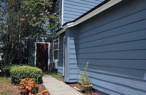 Wellington Apartment | Cozy Studio Near Disney & Margaritaville