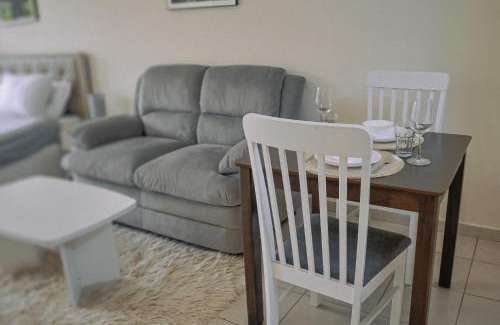 Discovery Gardens Apartment | Cozy studio near Metro