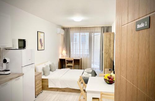 Stara Zagora Apartment | Cozy Studio next to State Opera with Work Space