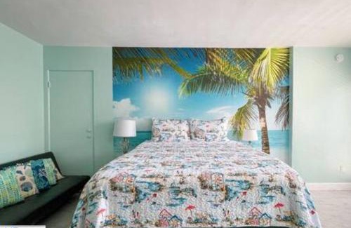 Bostwick Park Apartment | Cozy Studio Ocean View