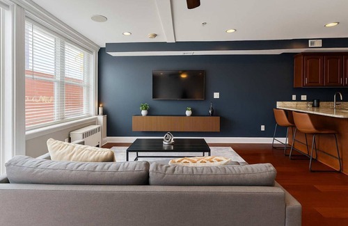 Old City Apartment | Cozy Studio | Old City | 2Bed |Independence Hall