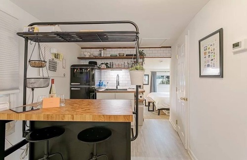 Livonia Apartment | Cozy studio on Conesus Lake with WiFi and AC in wonderful Livonia