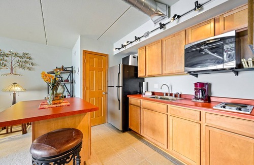 Sturgeon Bay Apartment | Cozy Studio on the Sturgeon Bay Canal