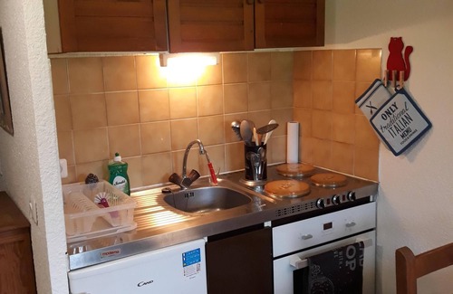 Saint-Jeoire Apartment | Cozy studio sleeping 3 in Onnion
