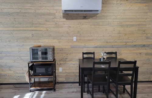 Vernon River Apartment | Cozy Studio Suite, close to golf & Conferdation trail