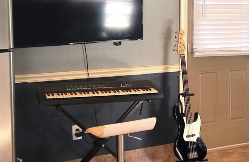 Carencro House | Cozy Studio Suite w/Pond View