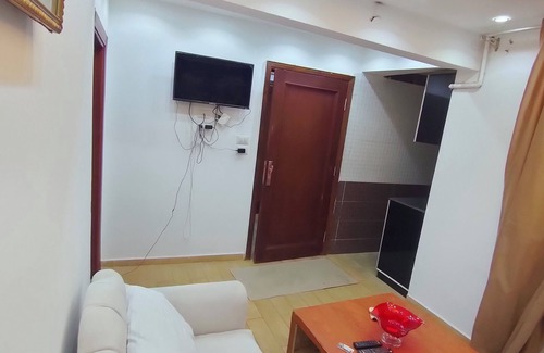 Agouza Apartment | Cozy studio with WiFi and AC in fabulous Giza Governorate