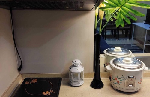 Ortigas Center Apartment | Cozy studio with AC and WiFi in welcoming Pasig