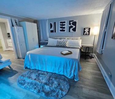 Camp Taylor Apartment | Cozy Studio with King Bed at Central Louisville