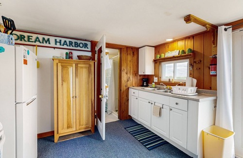 Surry House | Cozy Studio with Lofted Sleeping Space and Great Water View