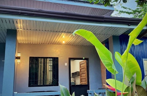 Catangnan Apartment | Cozy studio with WiFi and AC in General Luna, Siargao Room B