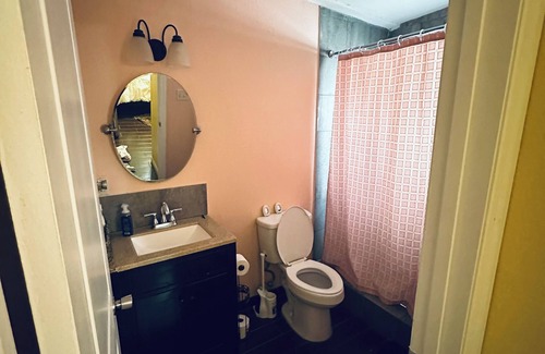 Windhover Apartment | Cozy studio with WiFi and AC in enjoyable Orlando/International drive area