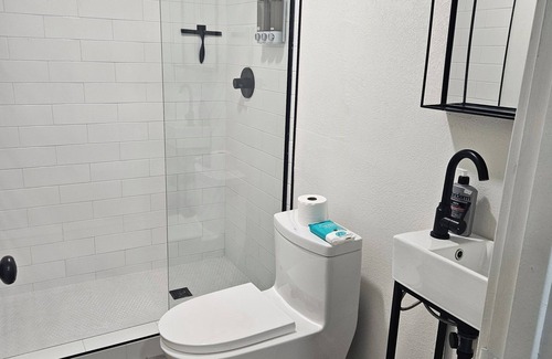 Encanto Apartment | Cozy studio with WiFi and AC in serene Phoenix