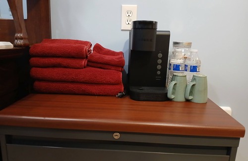 Sunbury Apartment | Cozy studio with WiFi and AC in charming Sunbury
