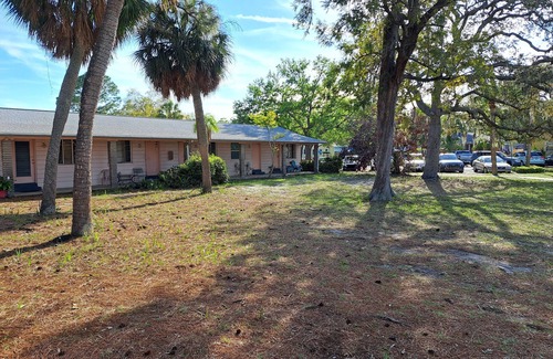 Gulfport Apartment | Cozy Studio with Wifi and AC in Gulfport Florida