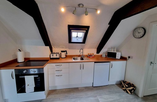 Aberystwyth Apartment | COZY STUNNNG TOWN CENTRE APARTMENT